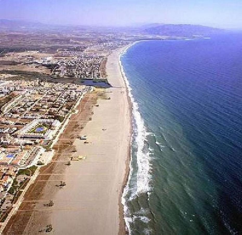 Homes Of Spain, Casa Duplex Playas Del Sur, 400M Del Mar , Wifi Playas de Vera Exterior photo